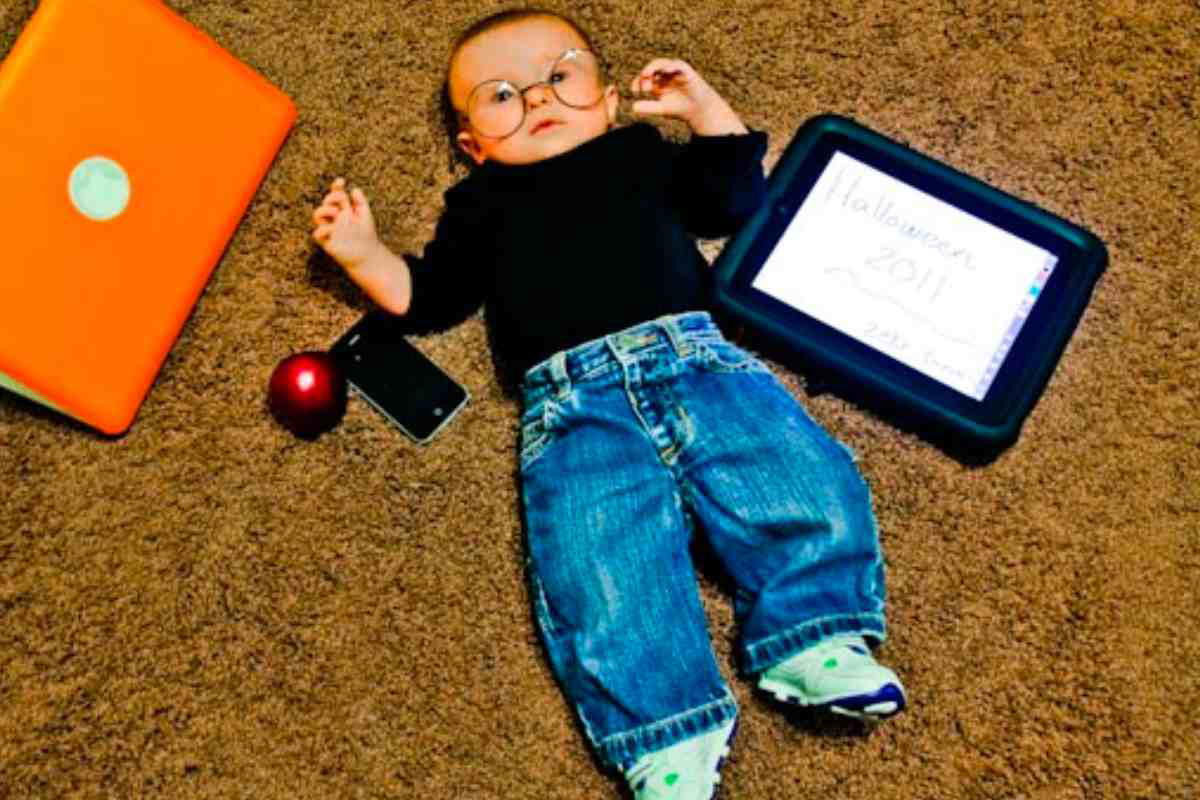 Halloween Baby Steve Jobs Costume steve jobs baby