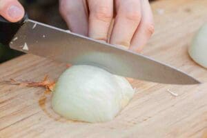 cutting an onion without crying