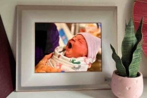 best digital photo frame aura