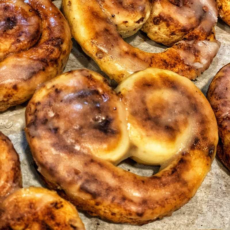 cook cinnamon roll hearts cook cinnamon roll hearts
