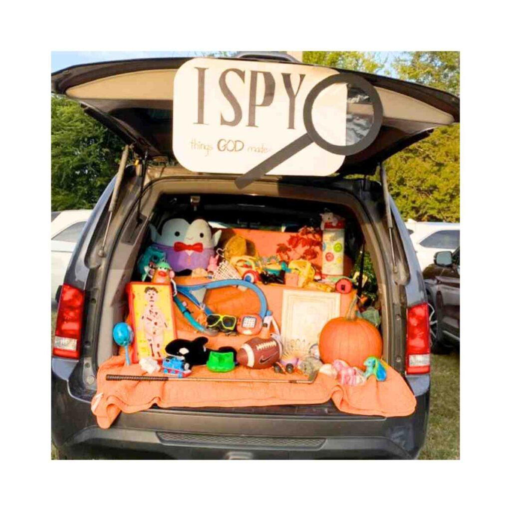 ispy trunk or treat idea back of suv features iSPY theme for trunk or treat
